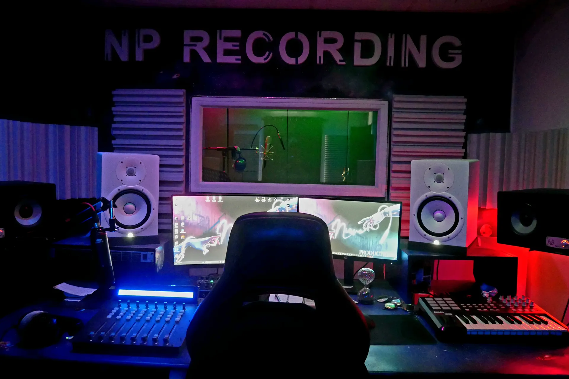 La régie du studio NP Recording à Aubagne